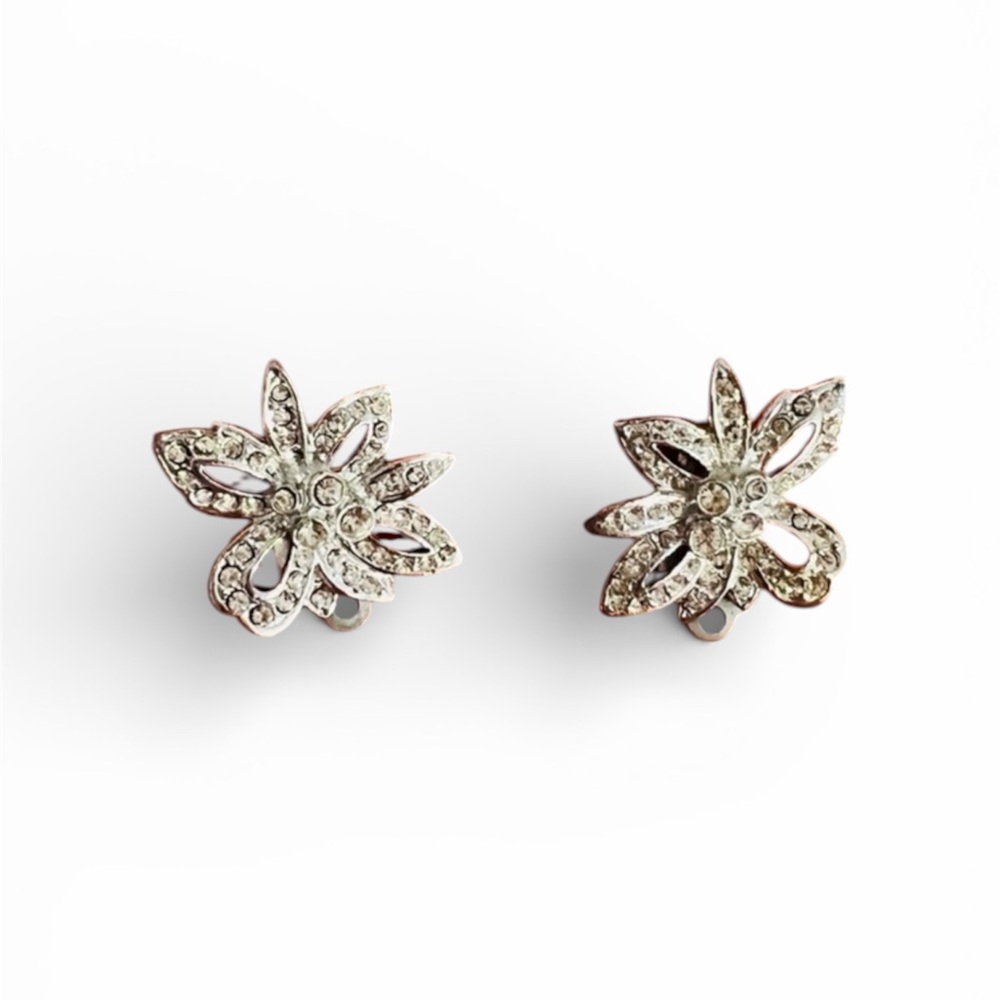 Vintage Elegant Silver Floral with Crystal Earrings clips